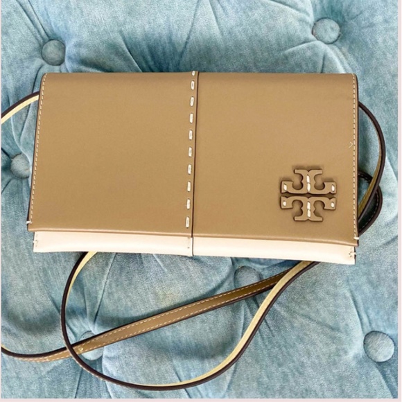TORY BURCH MCGRAW COLOR BLOCK WALLET CROSSBODY BAG - CREAM/PEBBLE - Picture 1 of 6
